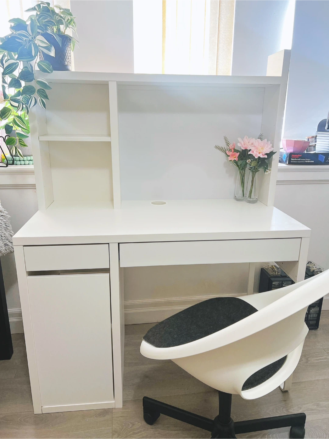 IKEA Desk with Hutch + Swivel Chair,small fee for delivery