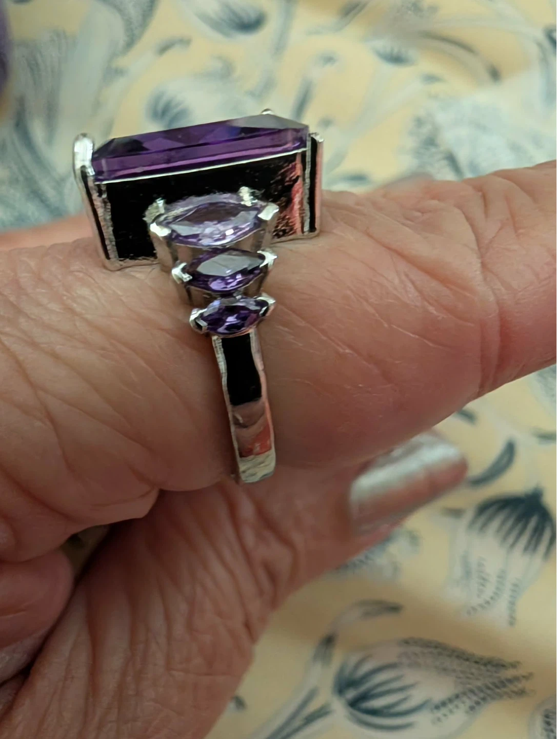 Large Rectangular Purple Gemstone Ring - photo 3