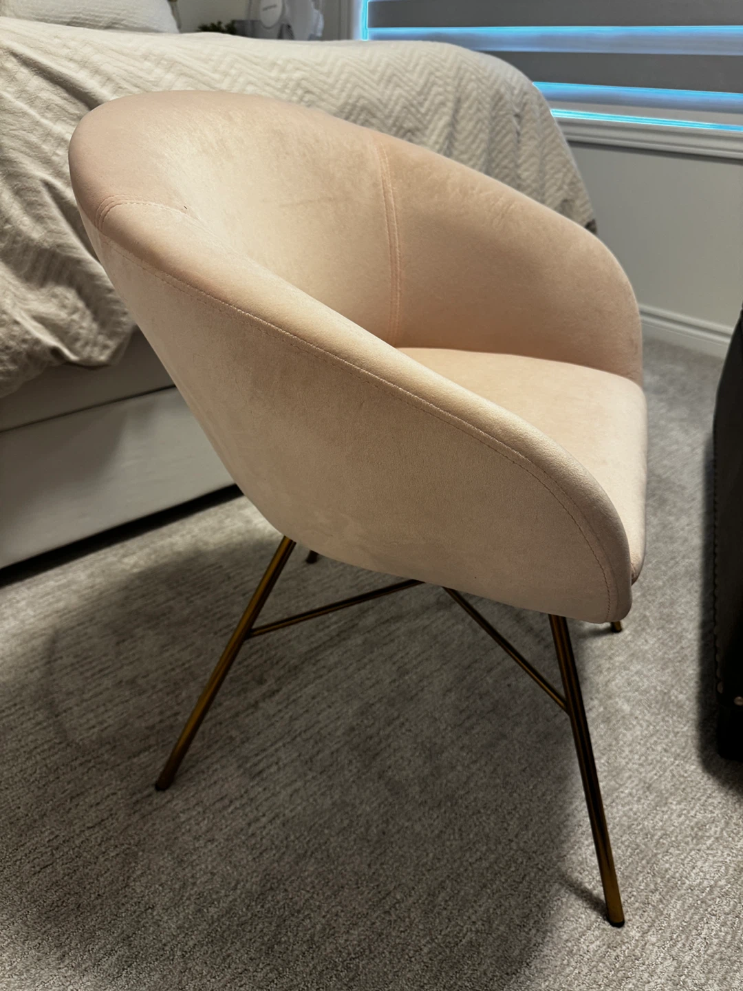 Pink Velvet Accent Chair with Gold Legs - photo 3