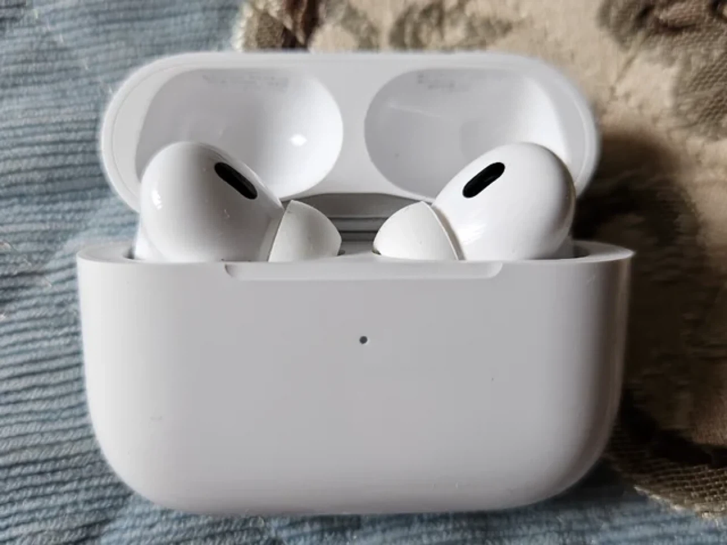 Apple AirPods Pro 2 (2nd Generation)