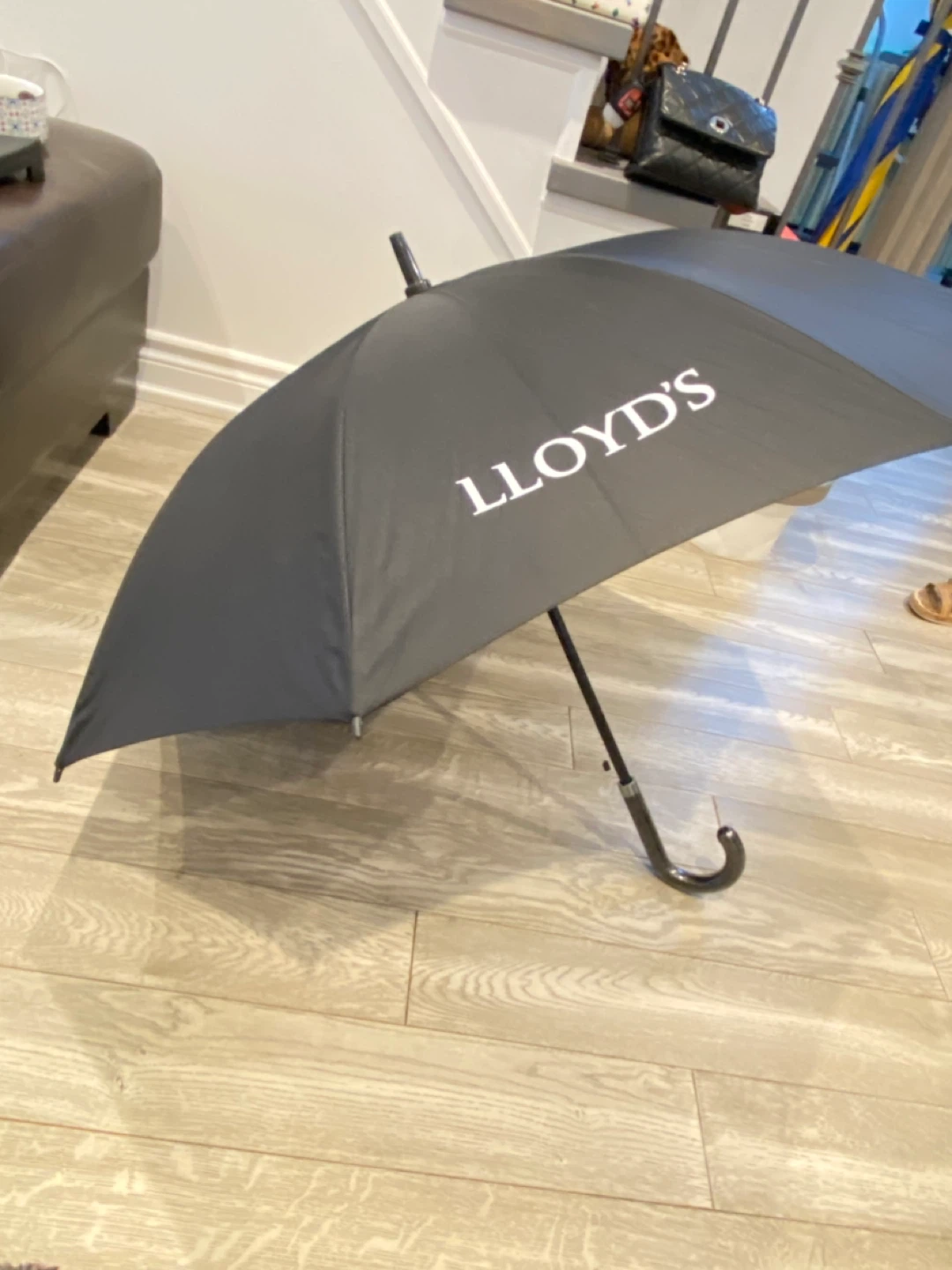 Lloyd's Black Umbrella - photo 2
