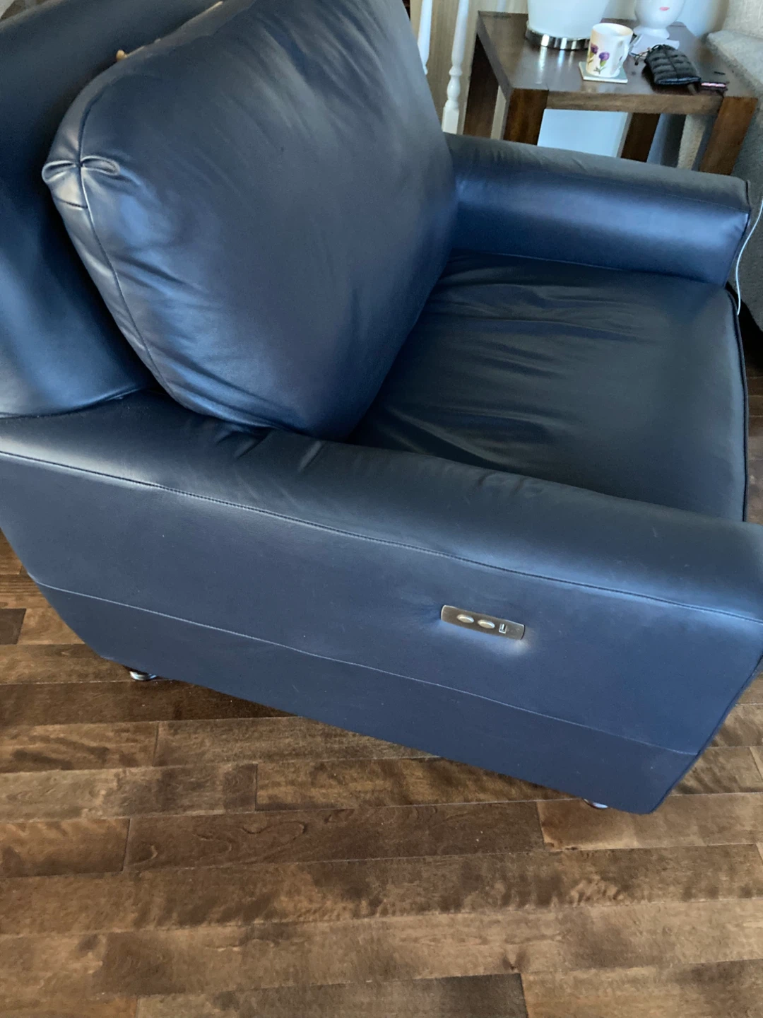 Navy Blue Leather Recliner Armchair - photo 2