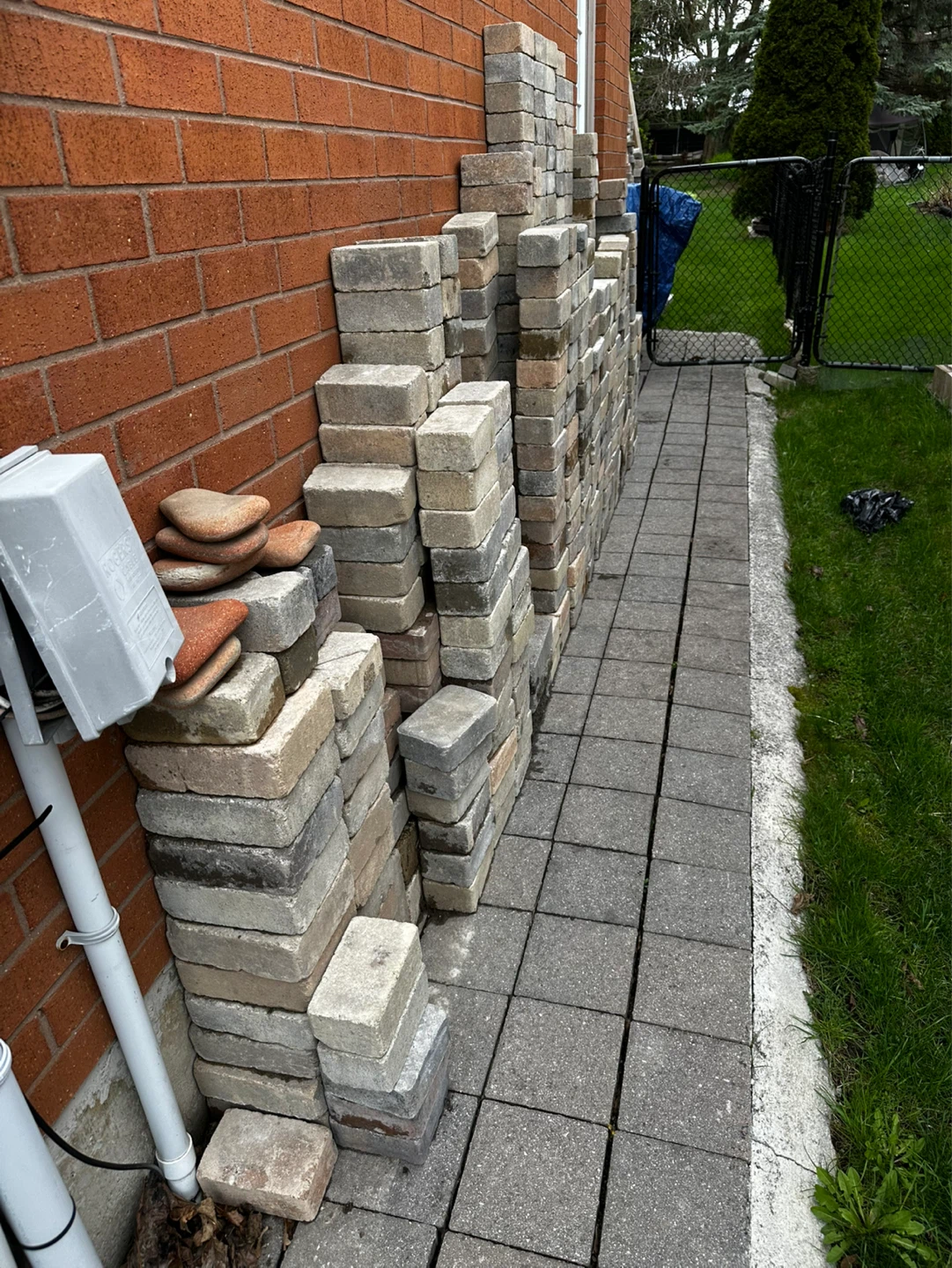 Moving Sale - Interlock Stones - photo 2