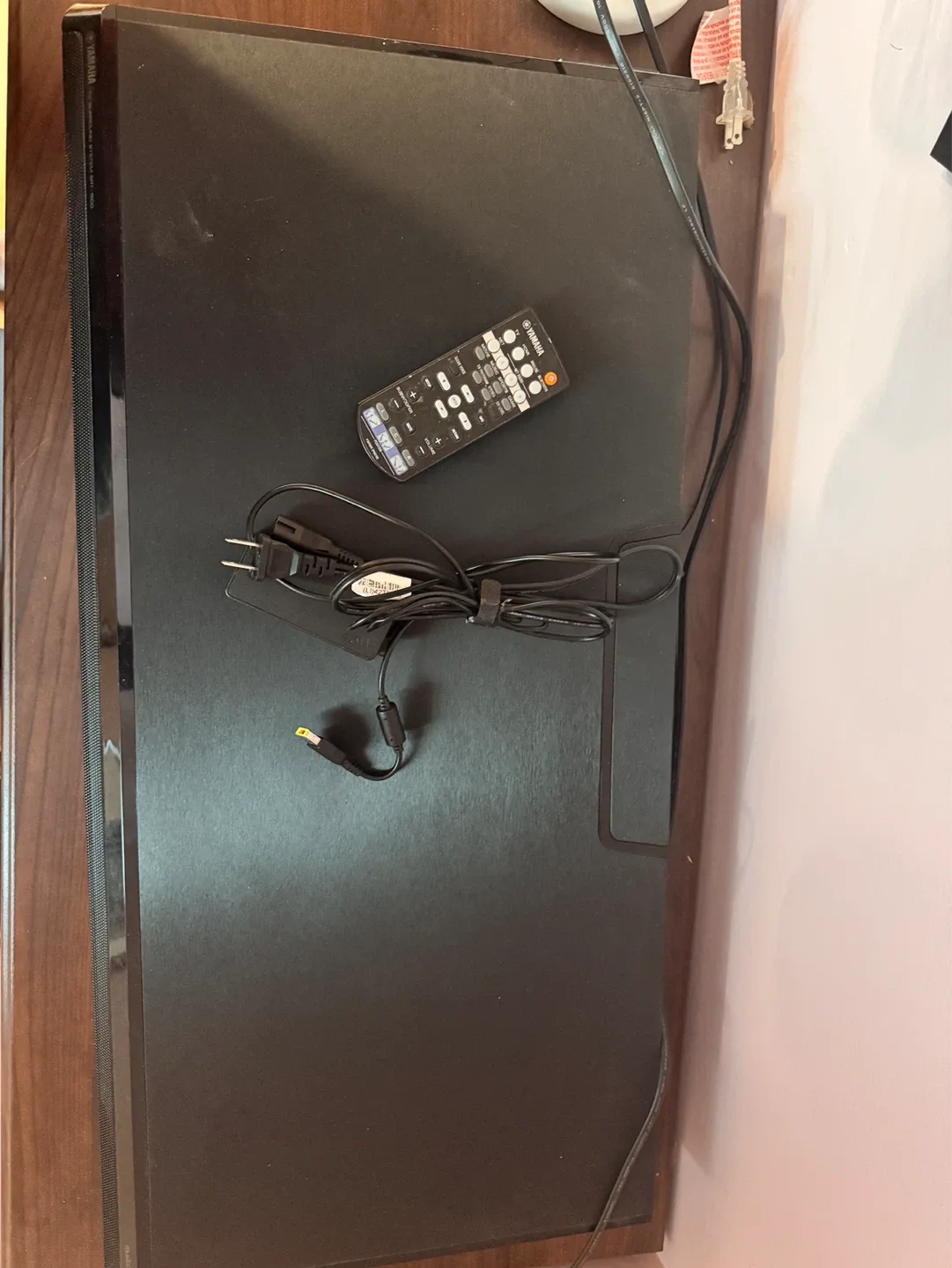 Yamaha SRT-1500 Soundbar System with Remote and Power Adapter - photo 3