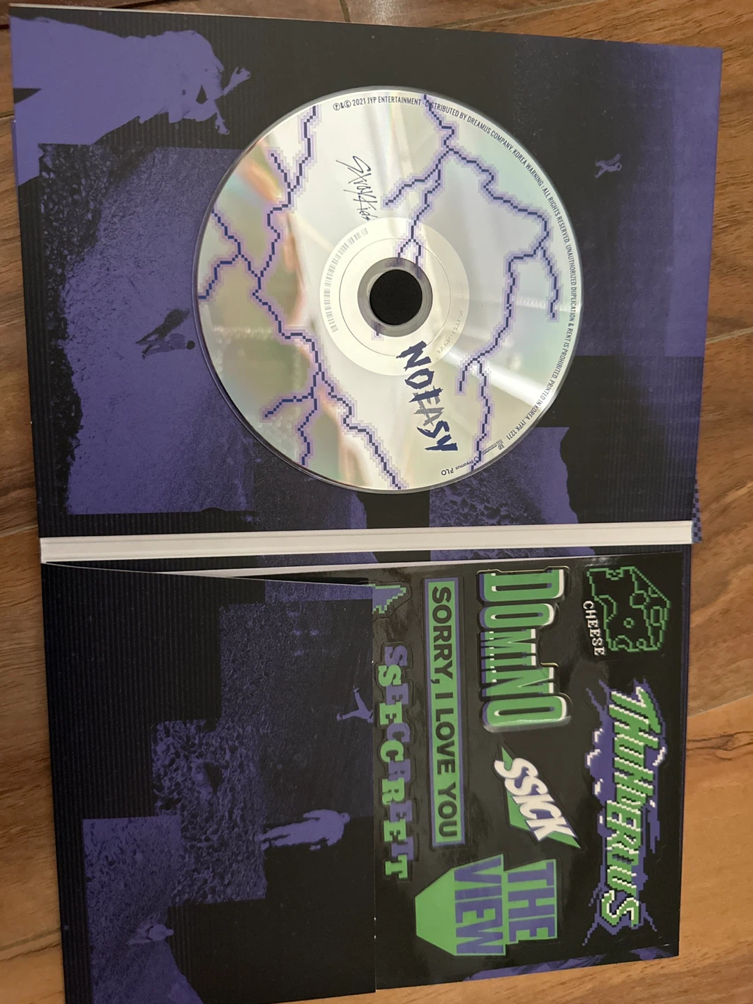 Stray Kids NOEASY Album CD - photo 3