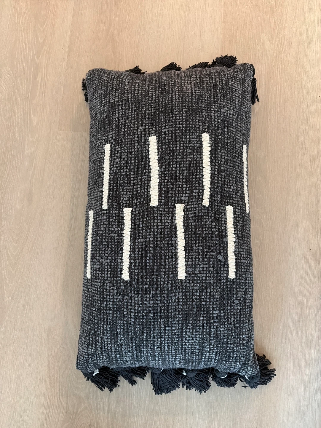 Decorative Lumbar Pillow with Tassels - photo 2