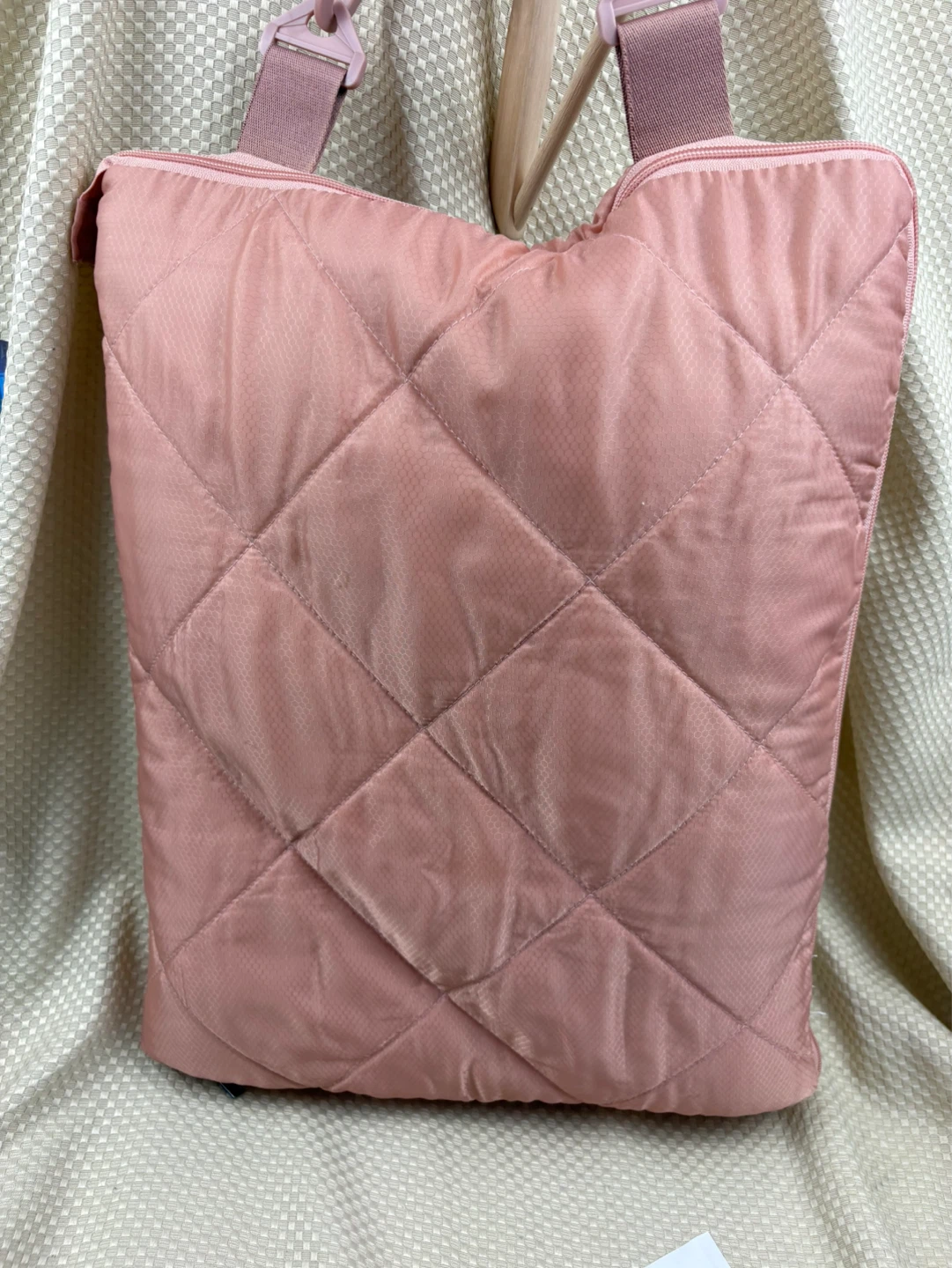 UGG Mischa Outdoor Throw Blanket w/ Backpack Straps Seal Pink - photo 4