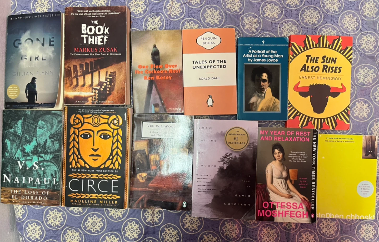 Assorted paperback books - photo 2
