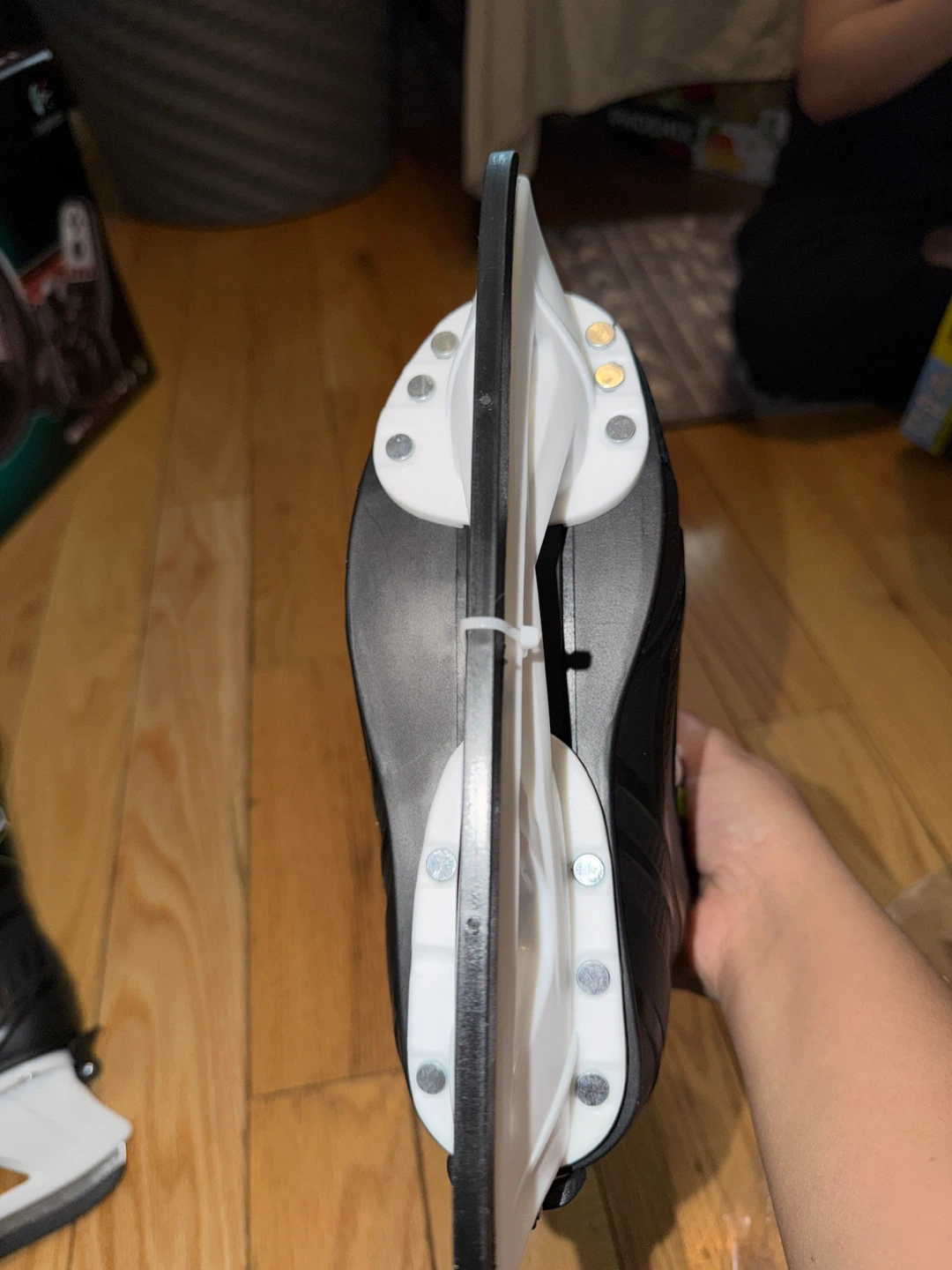 Hockey skates brand new - photo 4