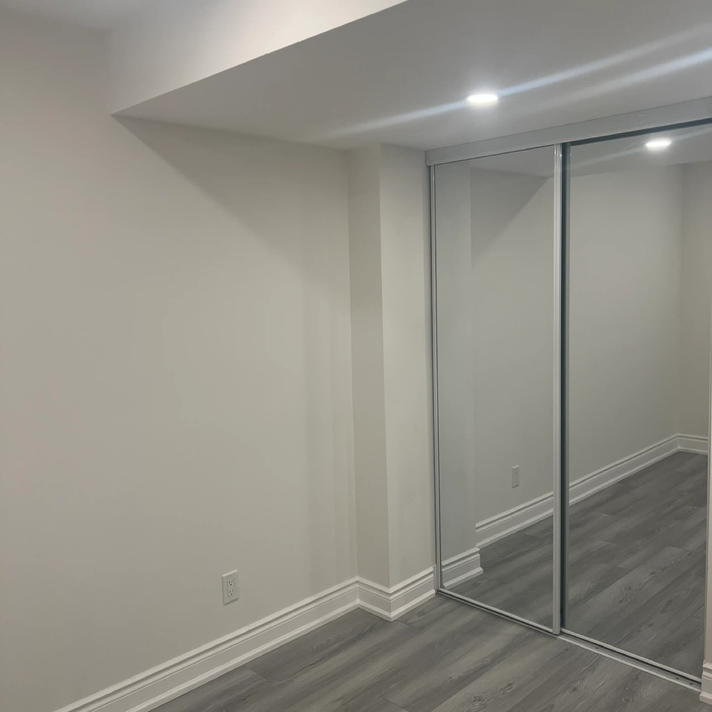 BSMT Apartment for Rent - photo 4