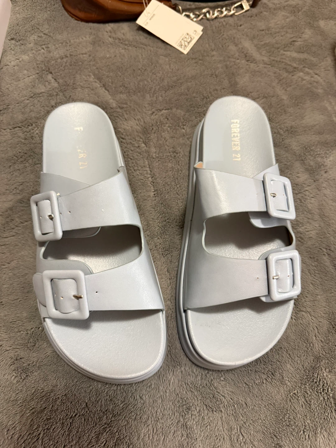 Forever 21 Sandals - photo 3