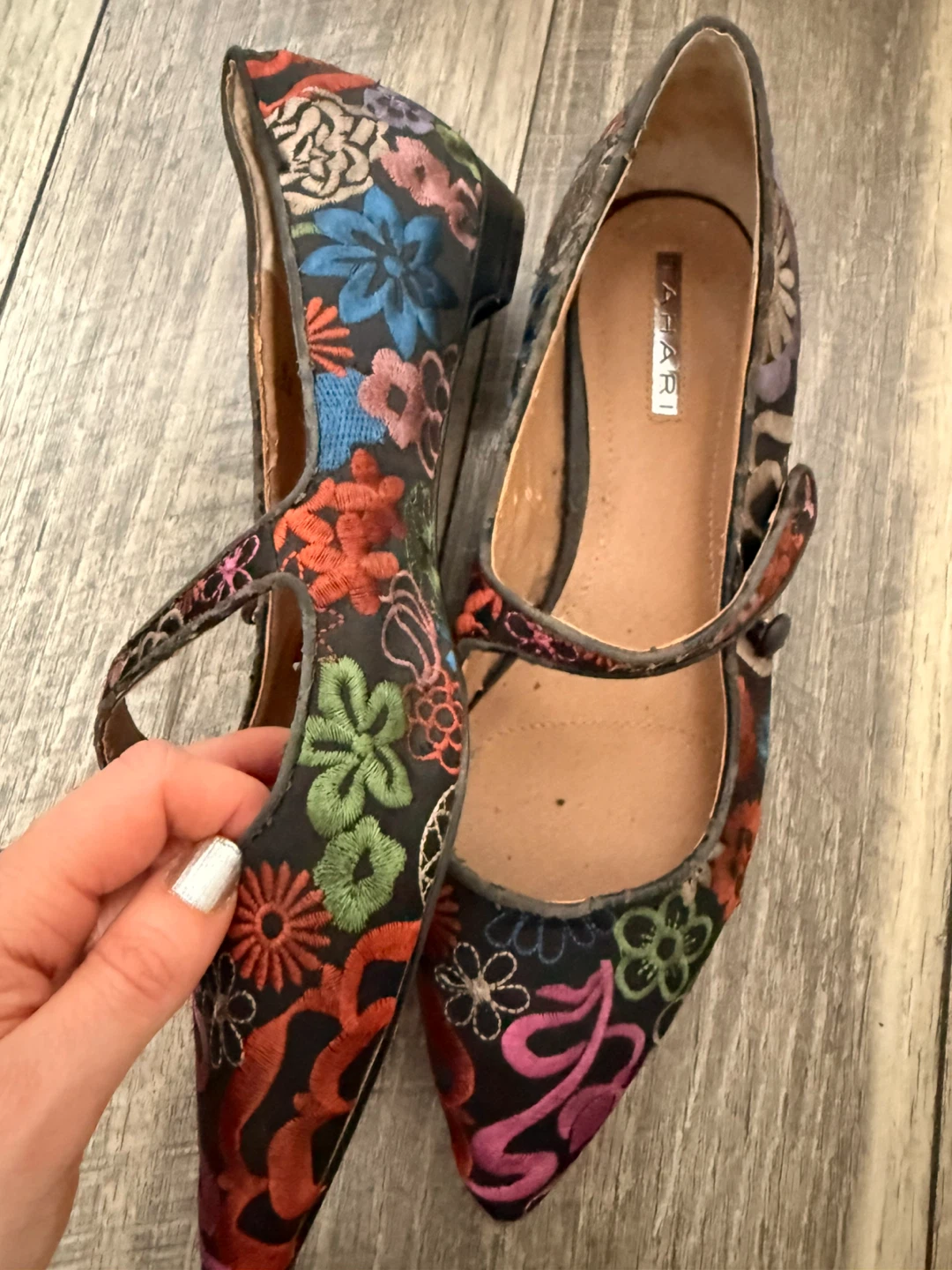 Tahari Women's Embroidered Flats - photo 2