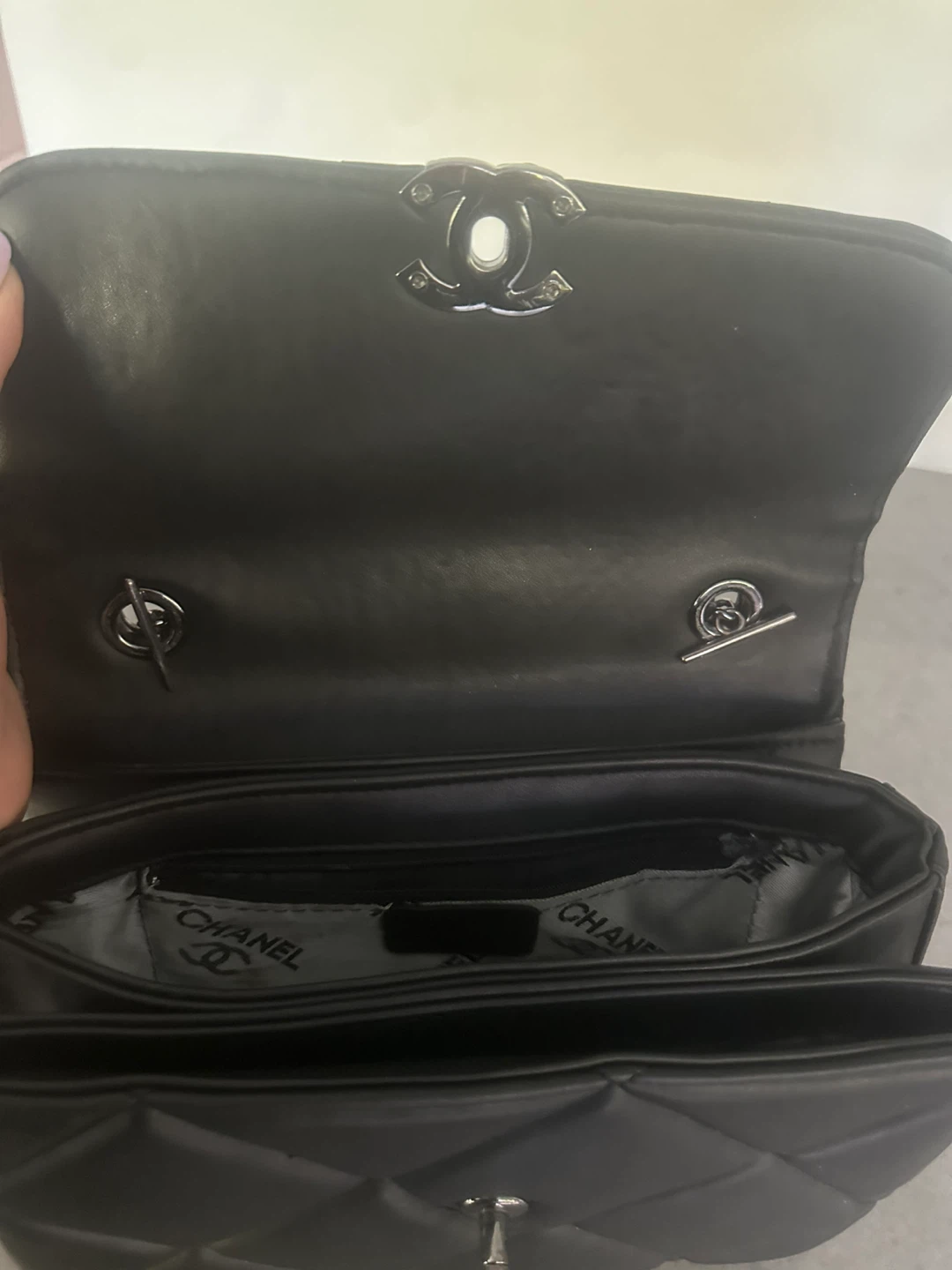 Black Quilted Handbag - photo 5