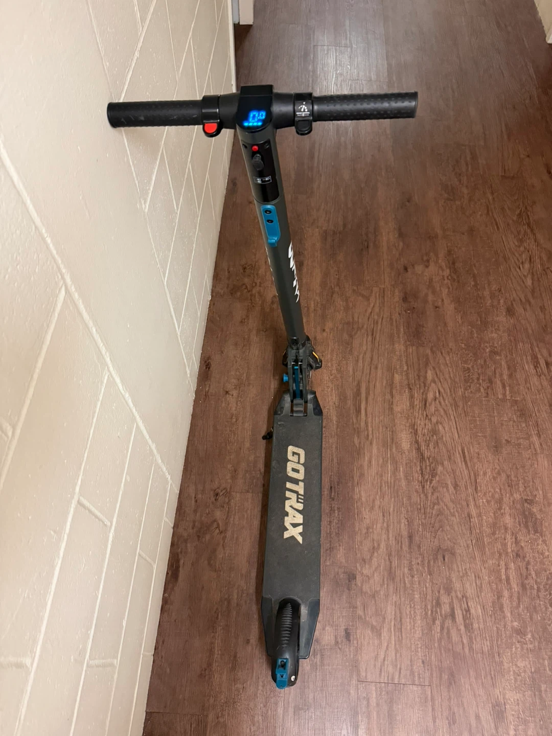 2 Electric Scooters $130 each - photo 2