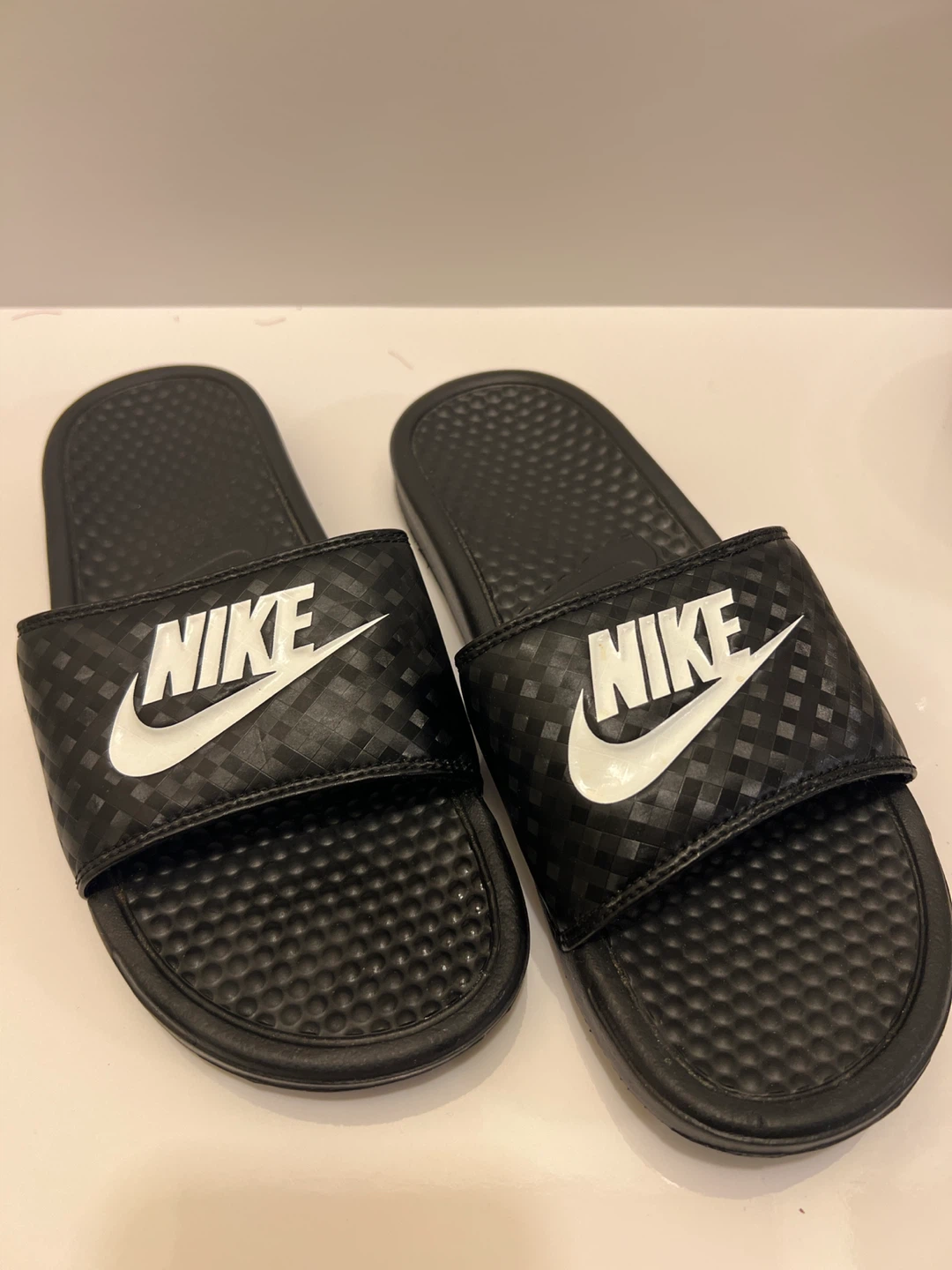 Nike Slides - Black