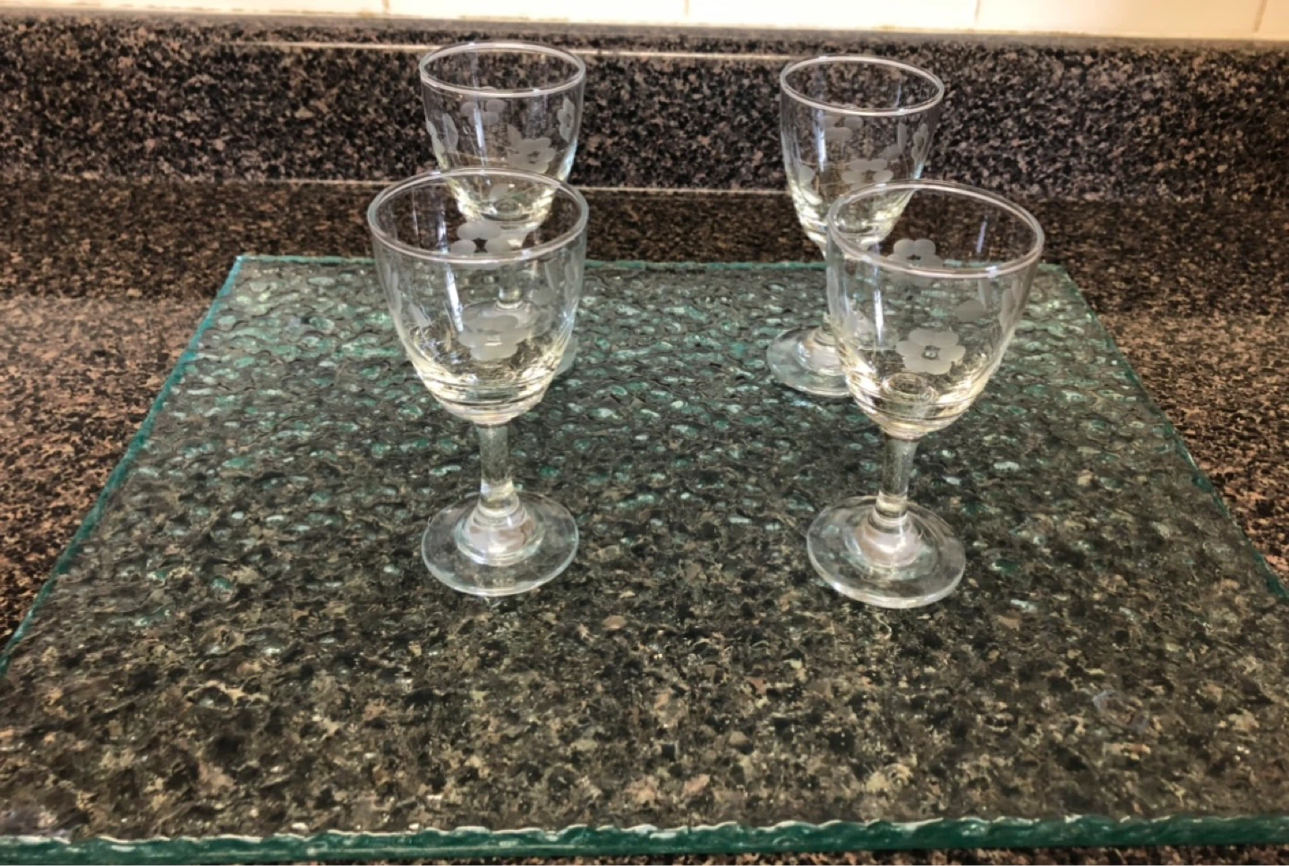 Set of 4 Etched Floral liquor Glasses - photo 2