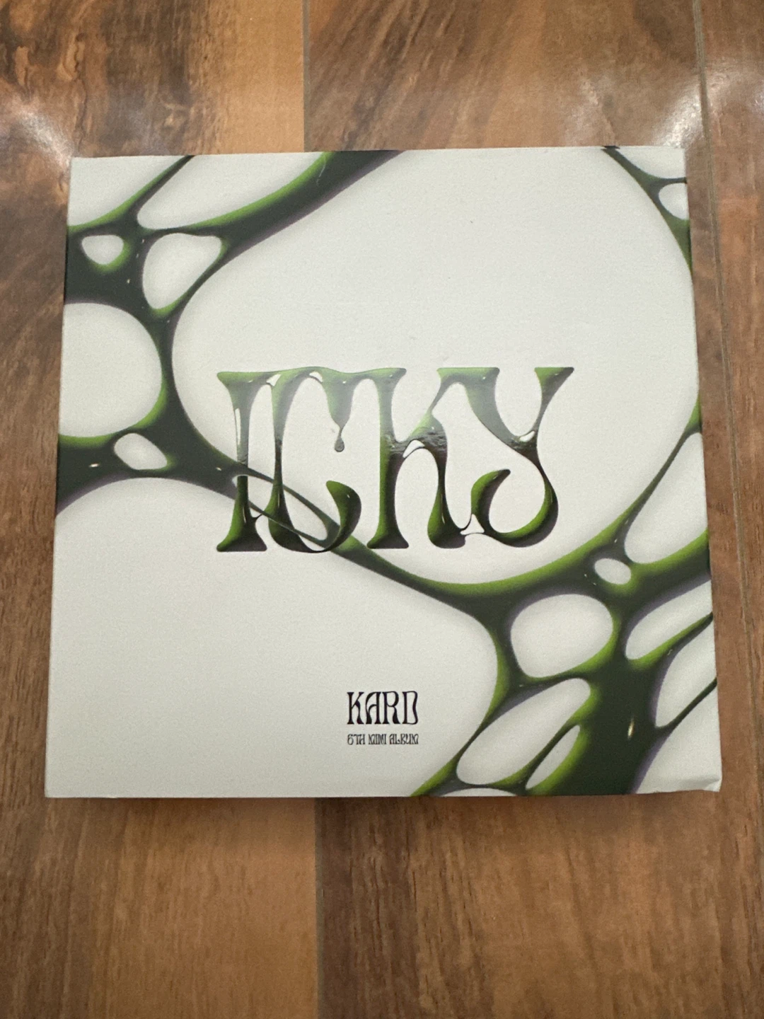 ICKY Kard  K-Pop Album with CD