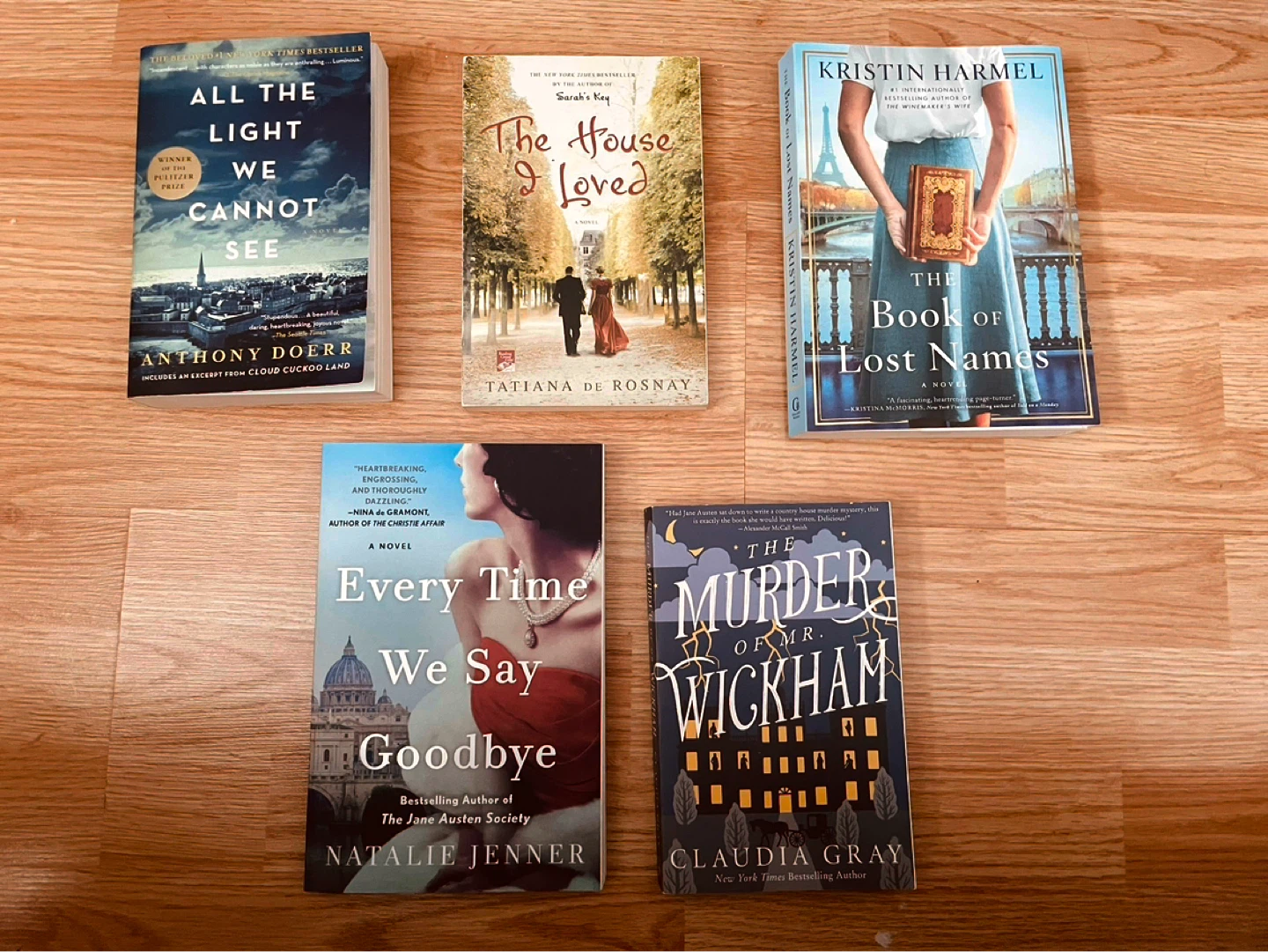 Bundle of 5 novels - photo 2