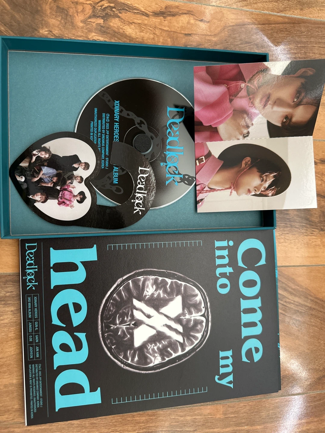 XDINARY HEROES Deadlock 3rd Mini Album CD - photo 2