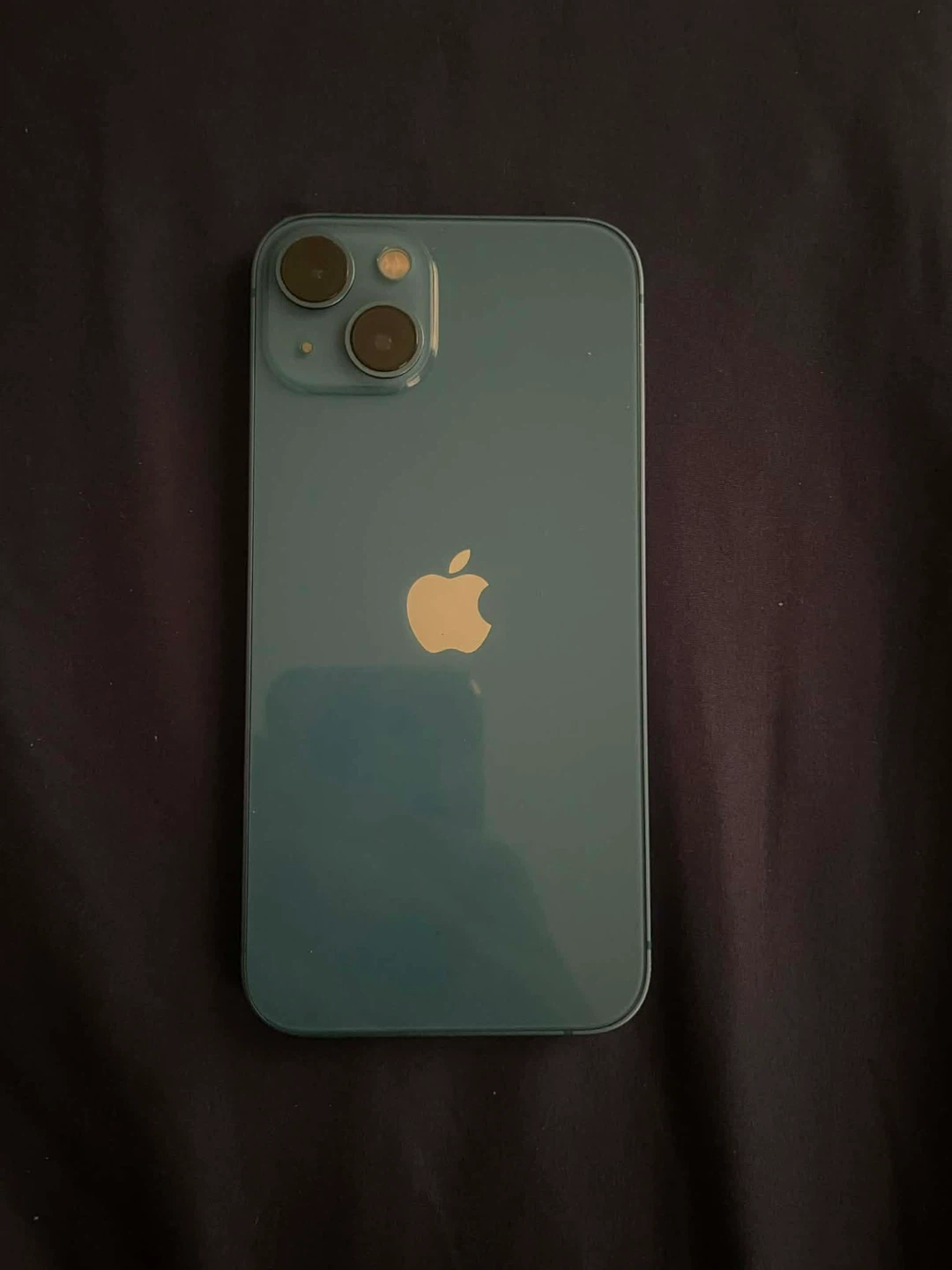 Apple iPhone 13
