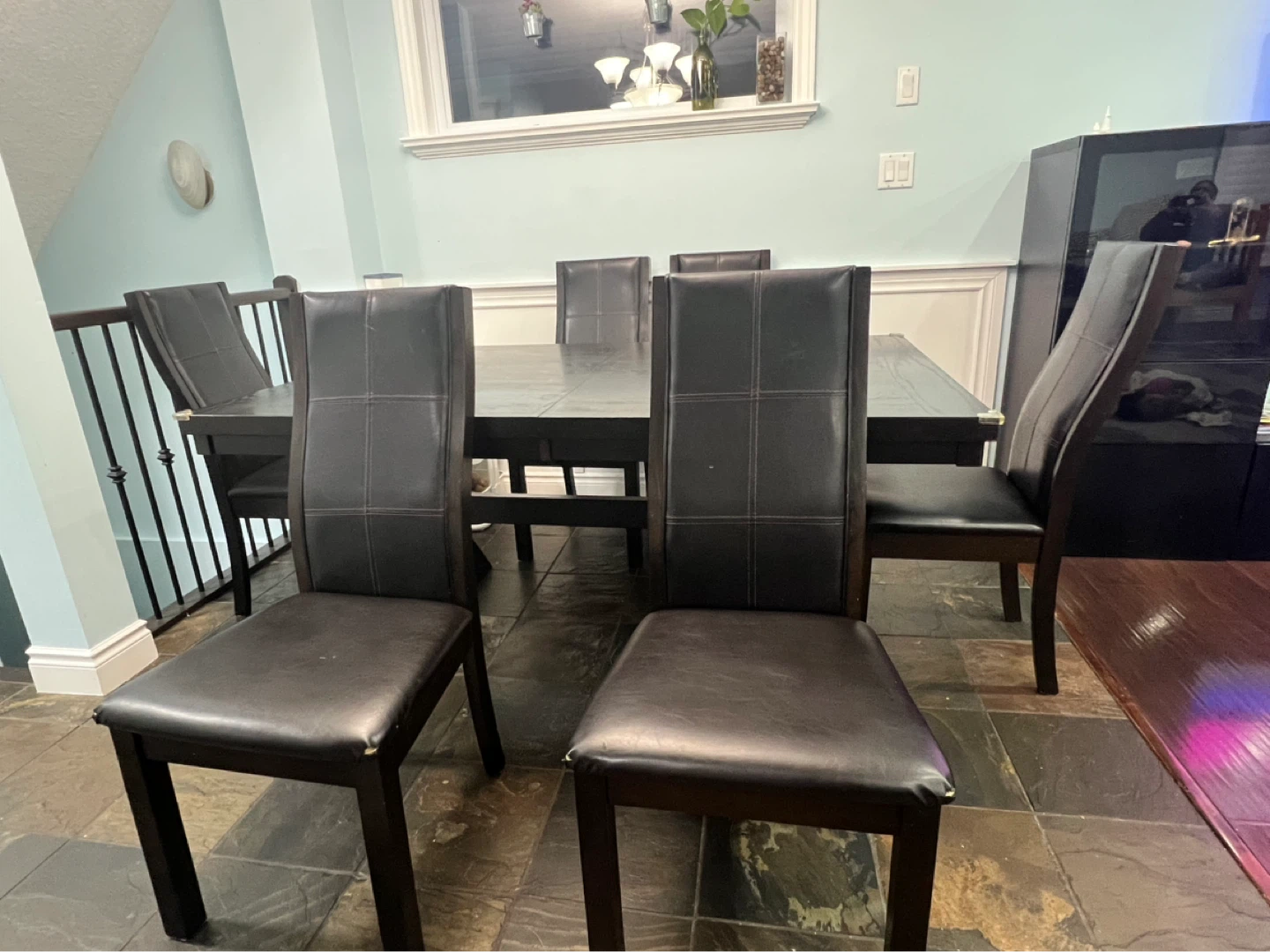 Dark Brown extendable Dining Table and 6 Chairs - photo 4