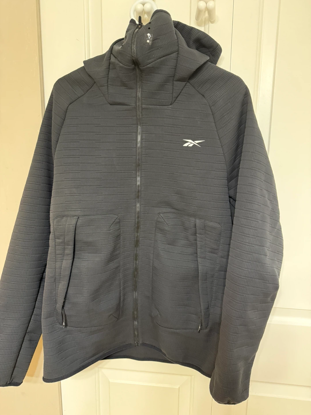 Reebok Black Full Zip Hoodie and Jogger Pants Set