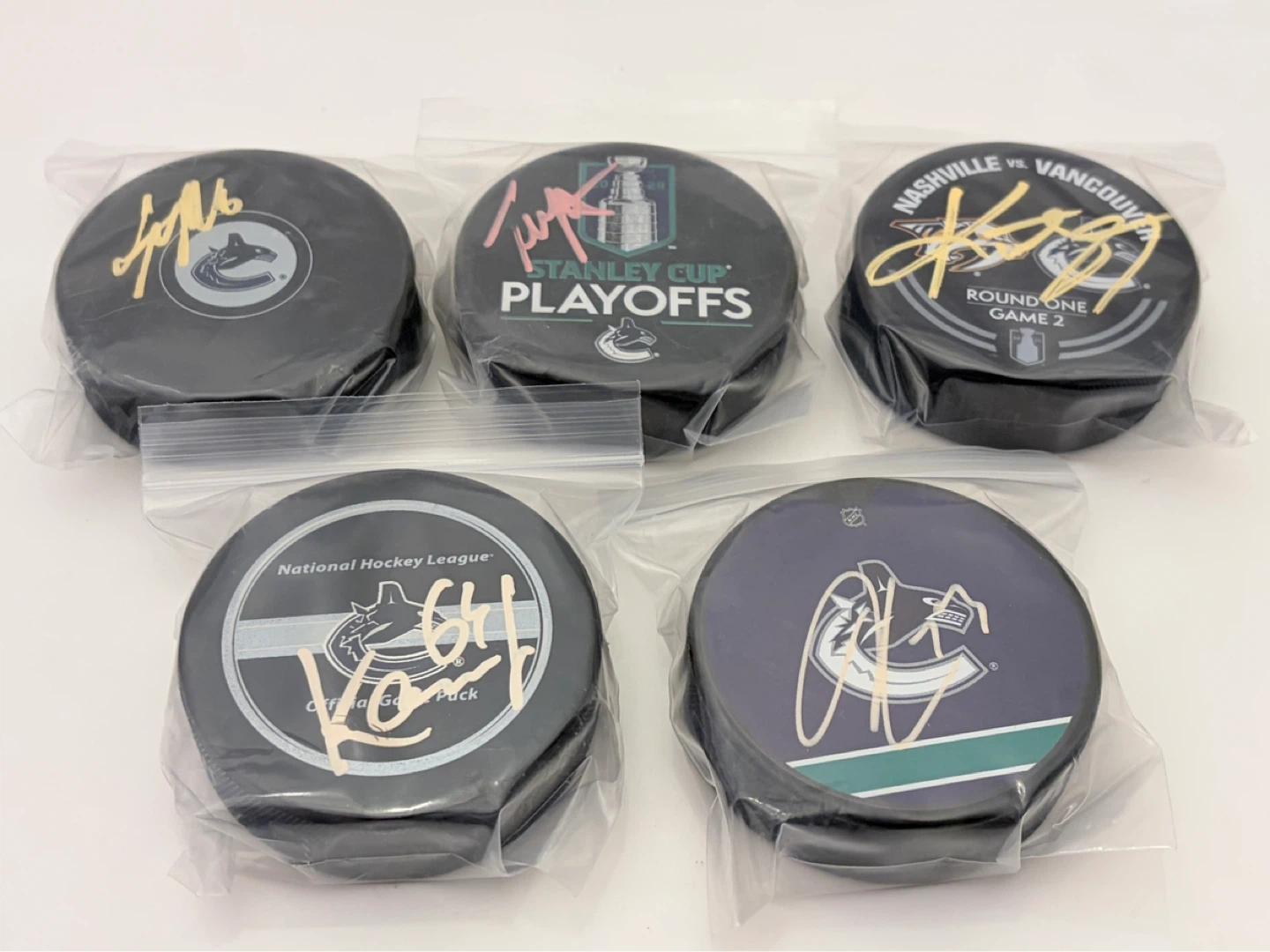 Former Vancouver Canucks Players Signed Autograph Pucks