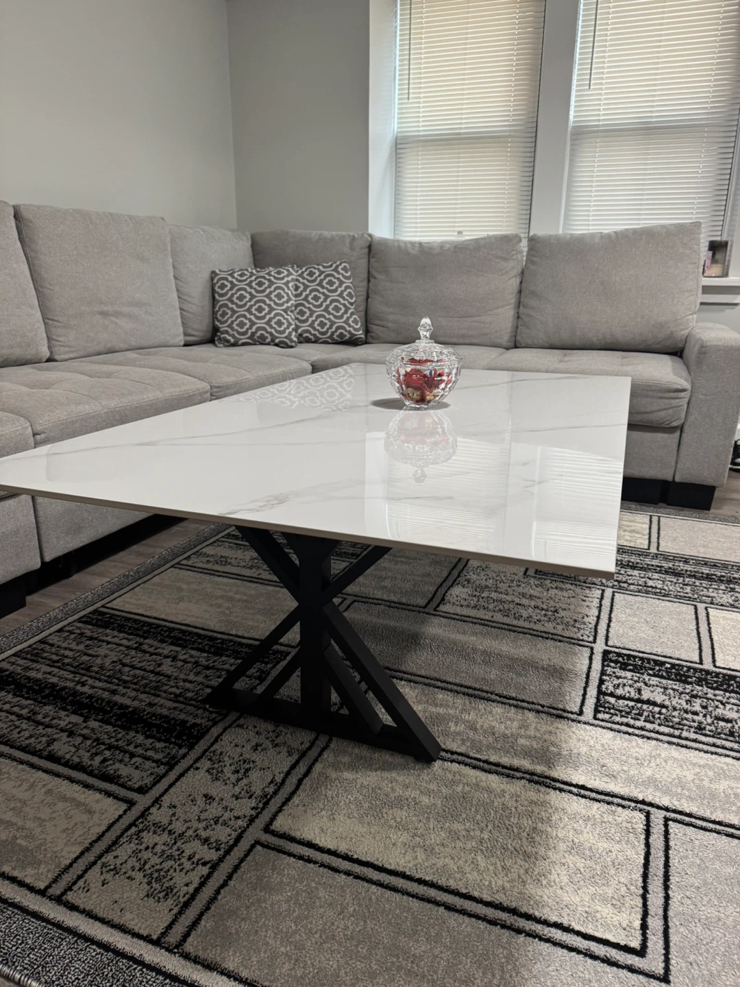 White Marble Coffee Table only had for 7 months - photo 2