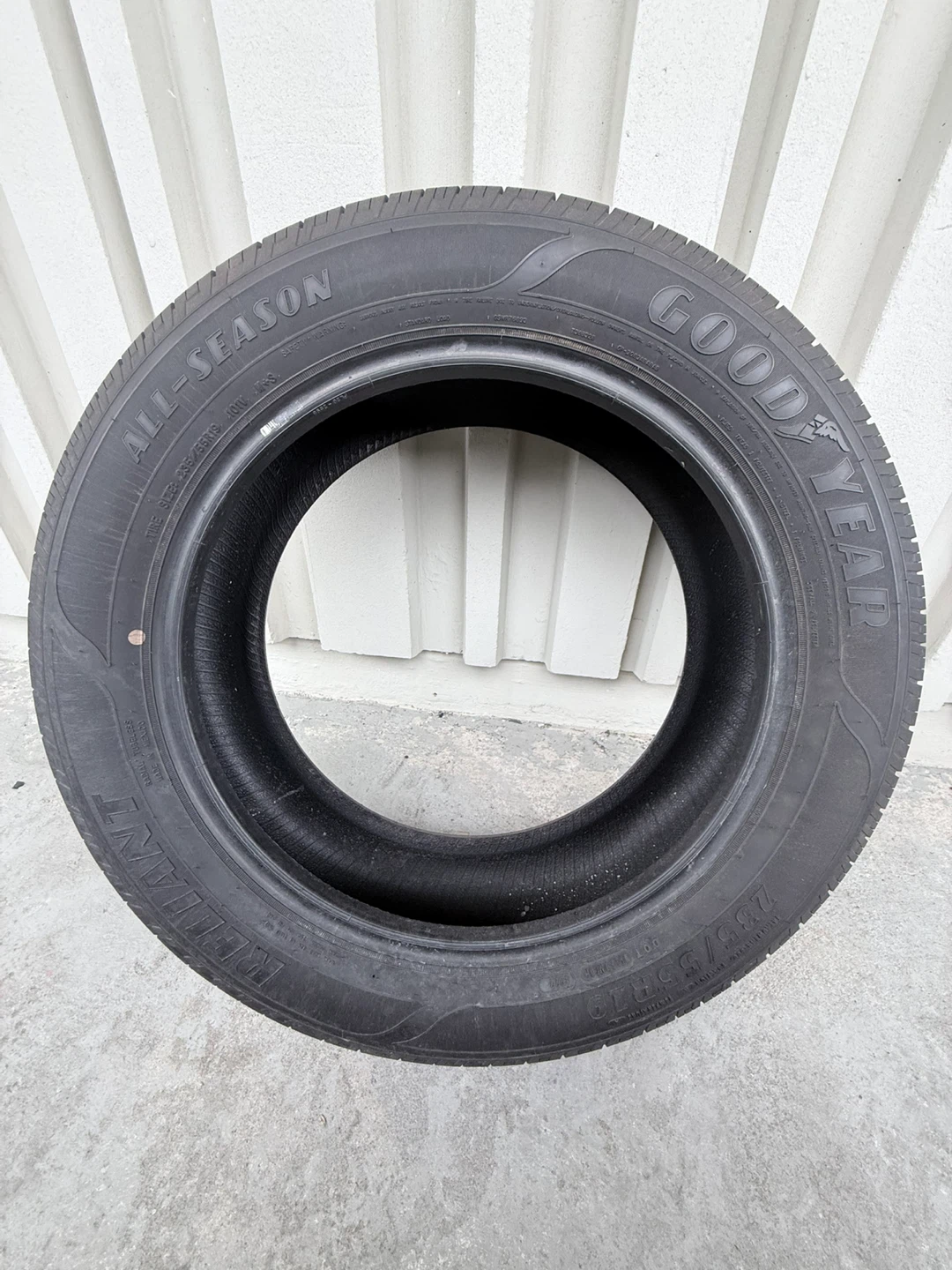 Goodyear All-Season Tire 235/55R19 - photo 3