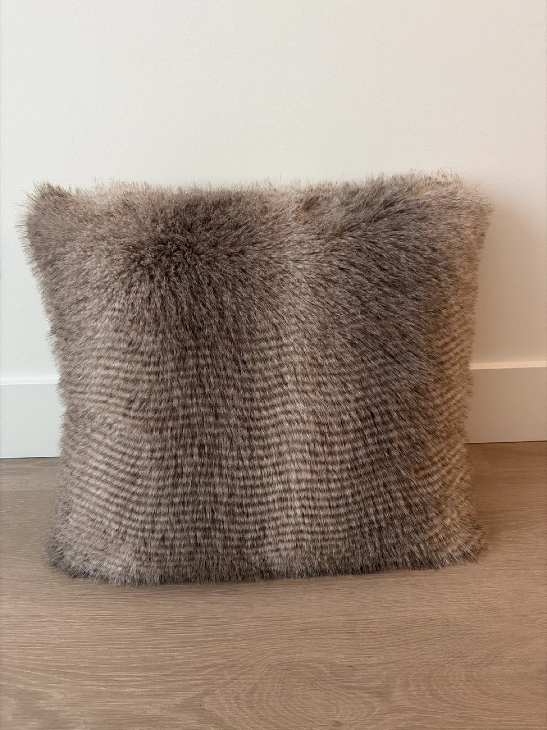 Decorative Throw Pillows - Set of 3 - photo 3
