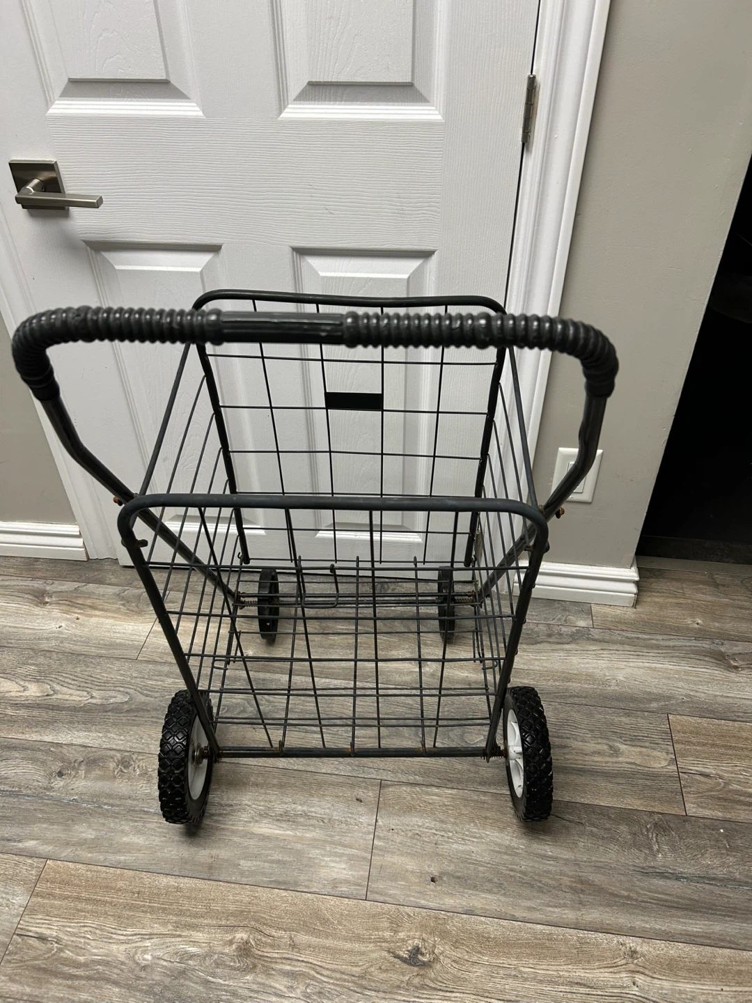 Black Metal Shopping Cart Trolley