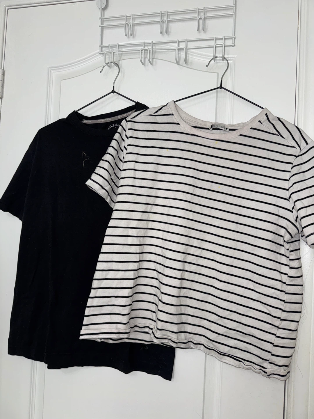 Bundle of 2 T-shirts: Black and Striped