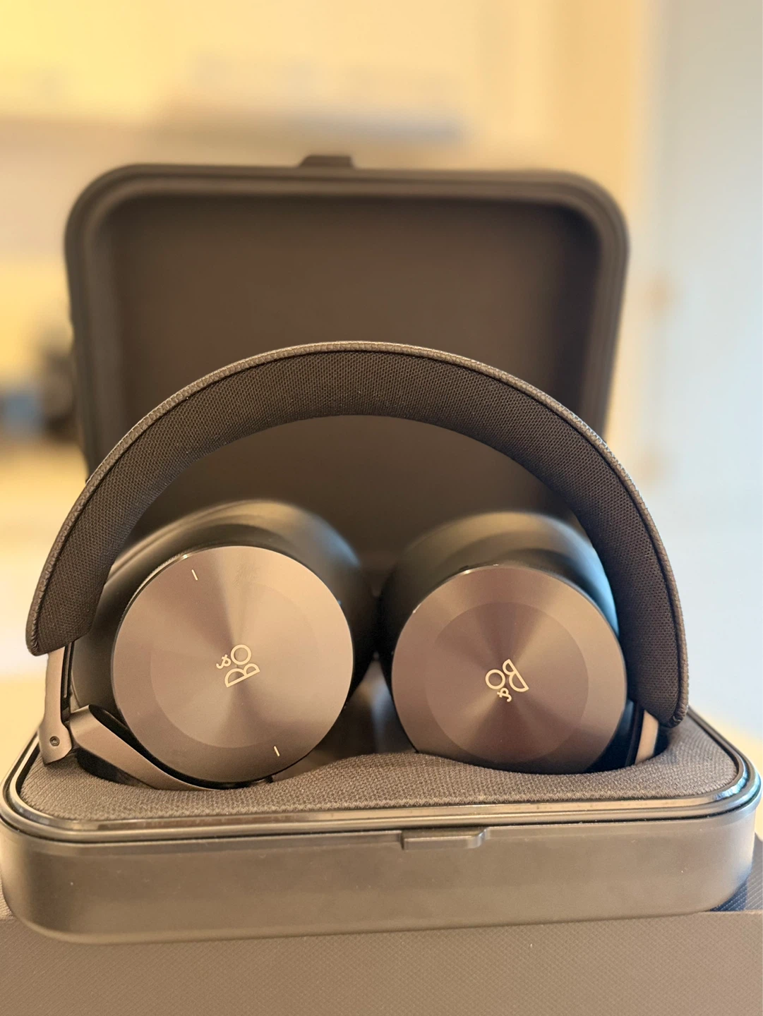Bang & Olufsen Beoplay H95 Headphones - photo 3