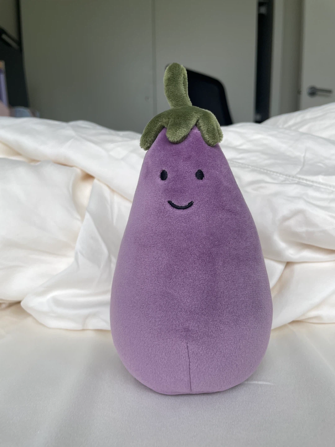 Jellycat Vivacious Egg Plant Food Plush
