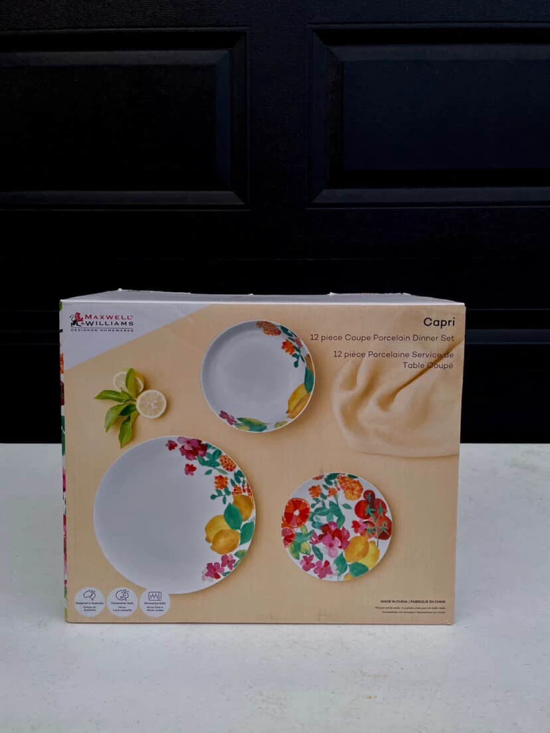 Maxwell Williams Capri 12-Piece Porcelain Dinner Set