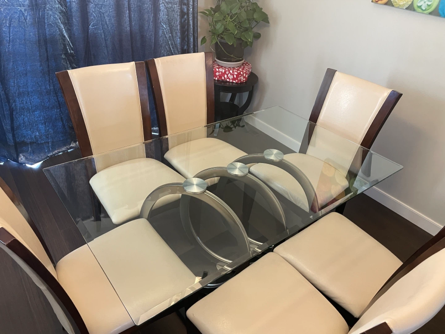 Set of 6 Dining Chairs with Cream Upholstery