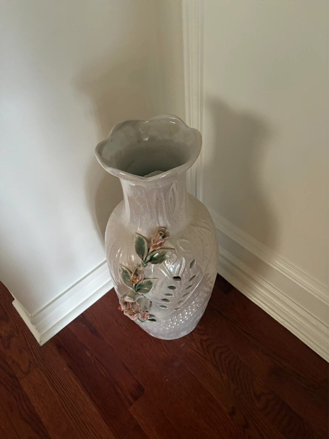 Large Pearlescent Ceramic Vase with Floral Appliques - photo 3