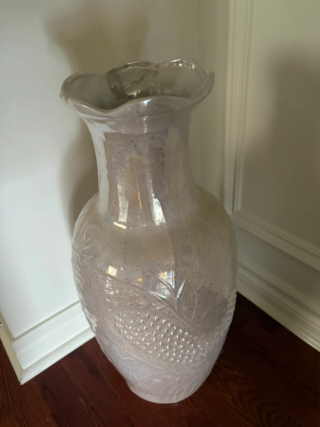 Large Pearlescent Ceramic Vase with Floral Appliques - photo 5