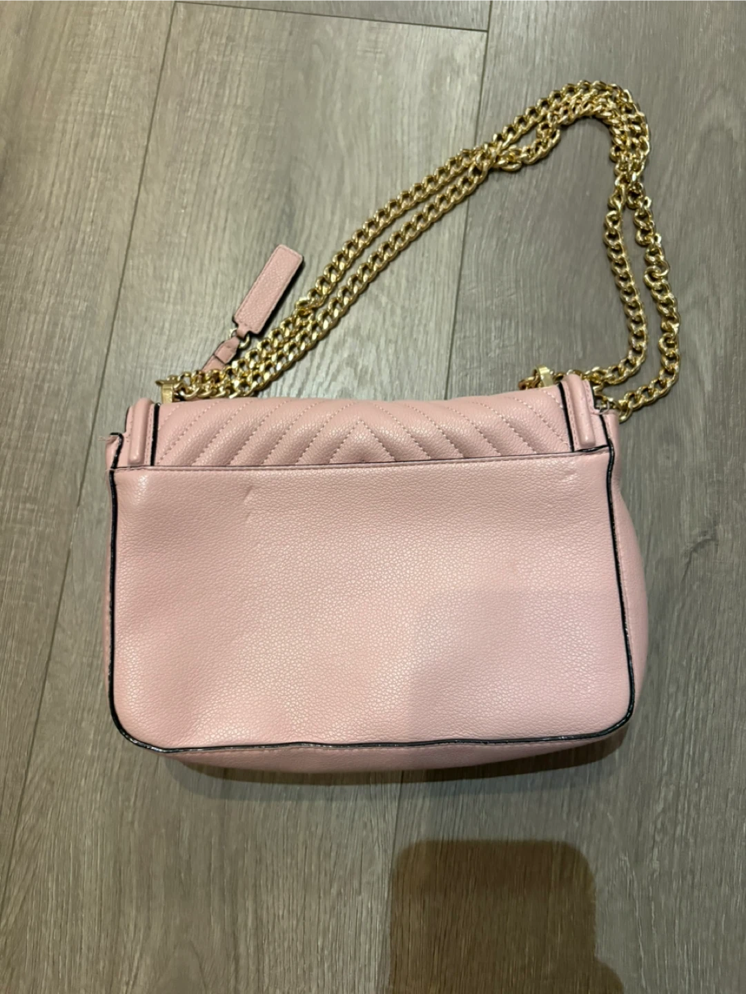 Victoria's Secret Pink Chevron Camera Bag with Gold Chain - photo 3