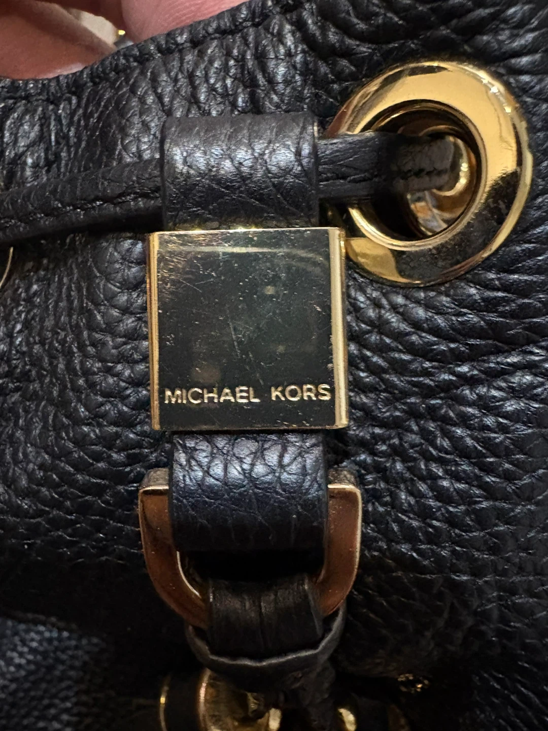 Michael Kors Black Leather Drawstring Shoulder Bag - photo 2