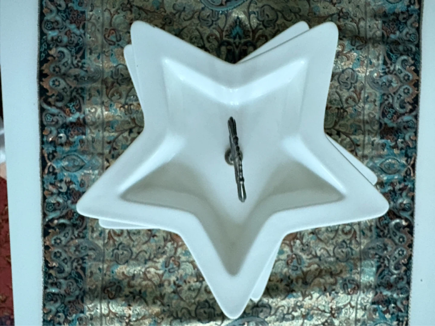 White Star Shaped 2-Tier Serving Stand