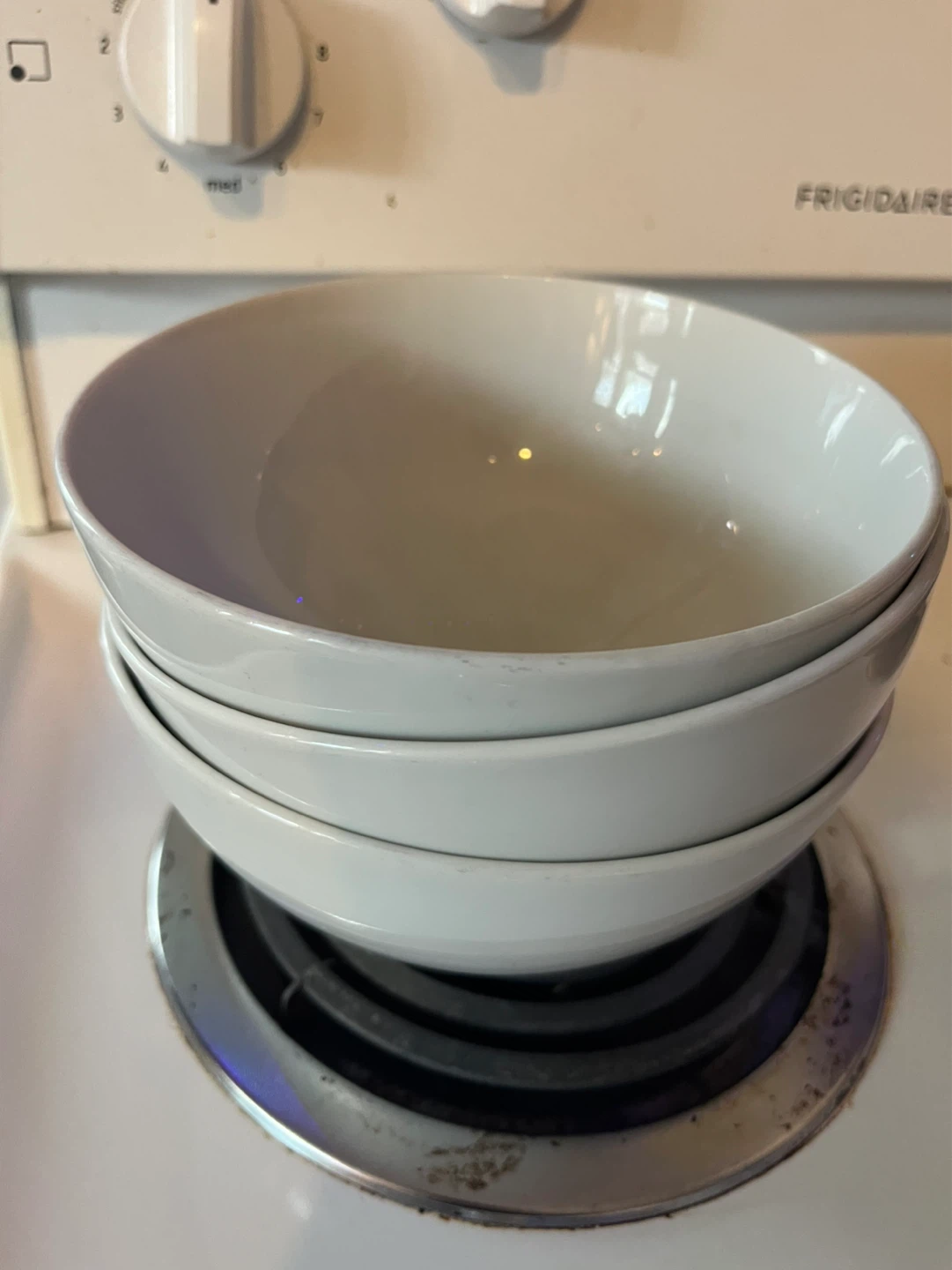 Set of 3 White Ceramic Bowls
