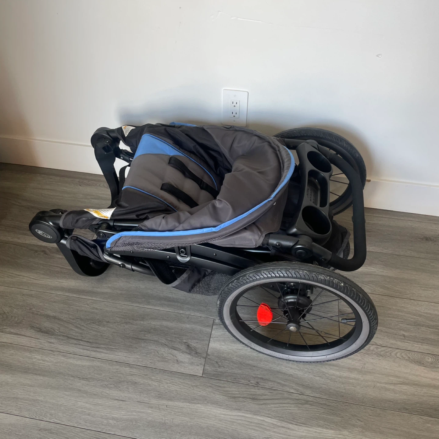 Graco Jogging Stroller - photo 2