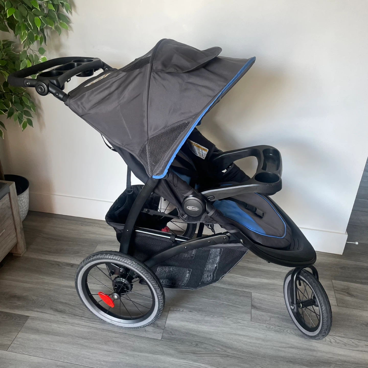 Graco Jogging Stroller - photo 4