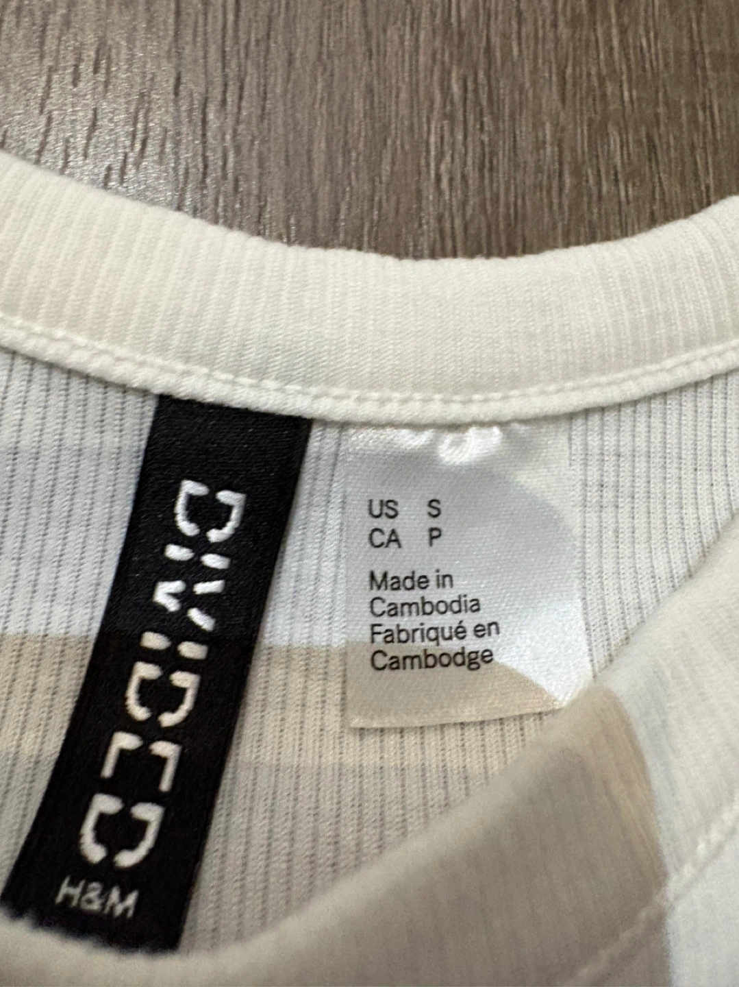 H&M Divided "Angel Baby" Cropped T-Shirt - White, Size S - photo 3