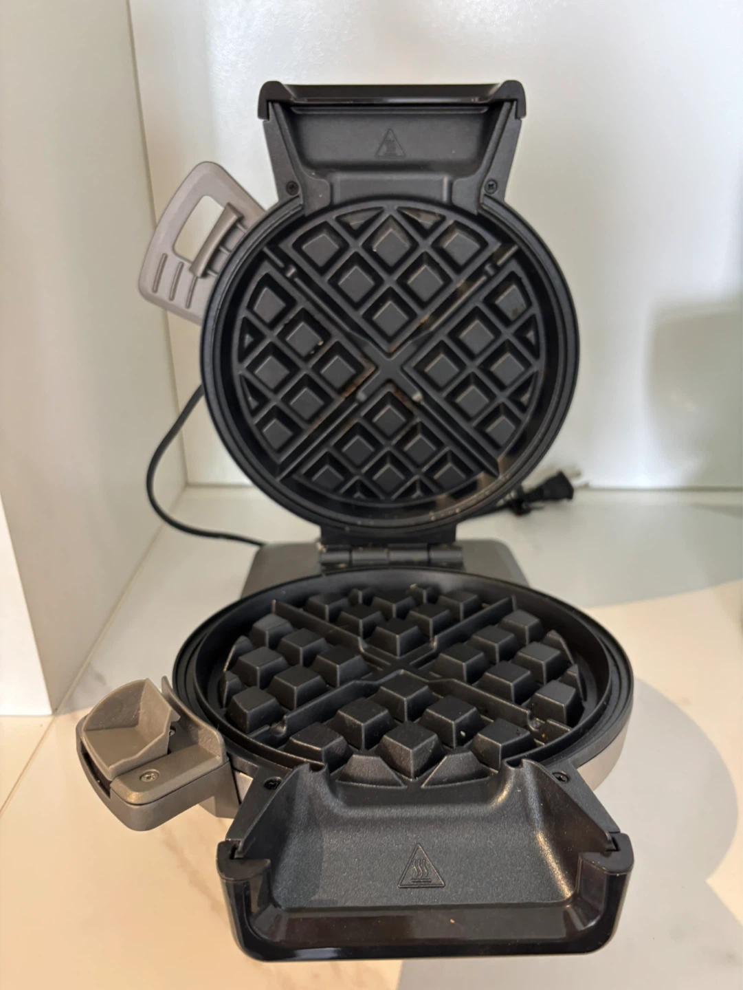 Cuisinart Waffle Maker - photo 2