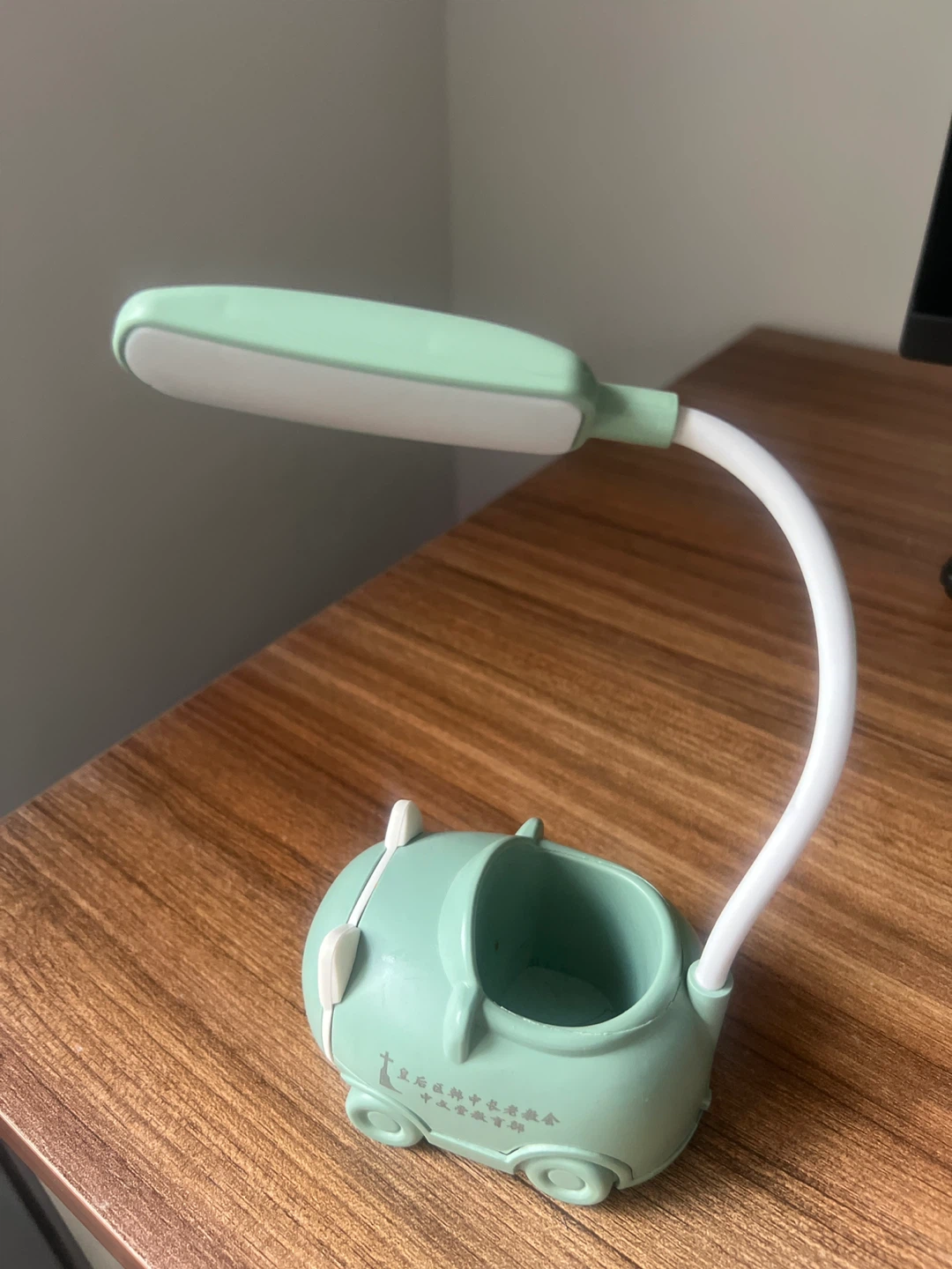 Cute Pig Desk Lamp with Pen Holder