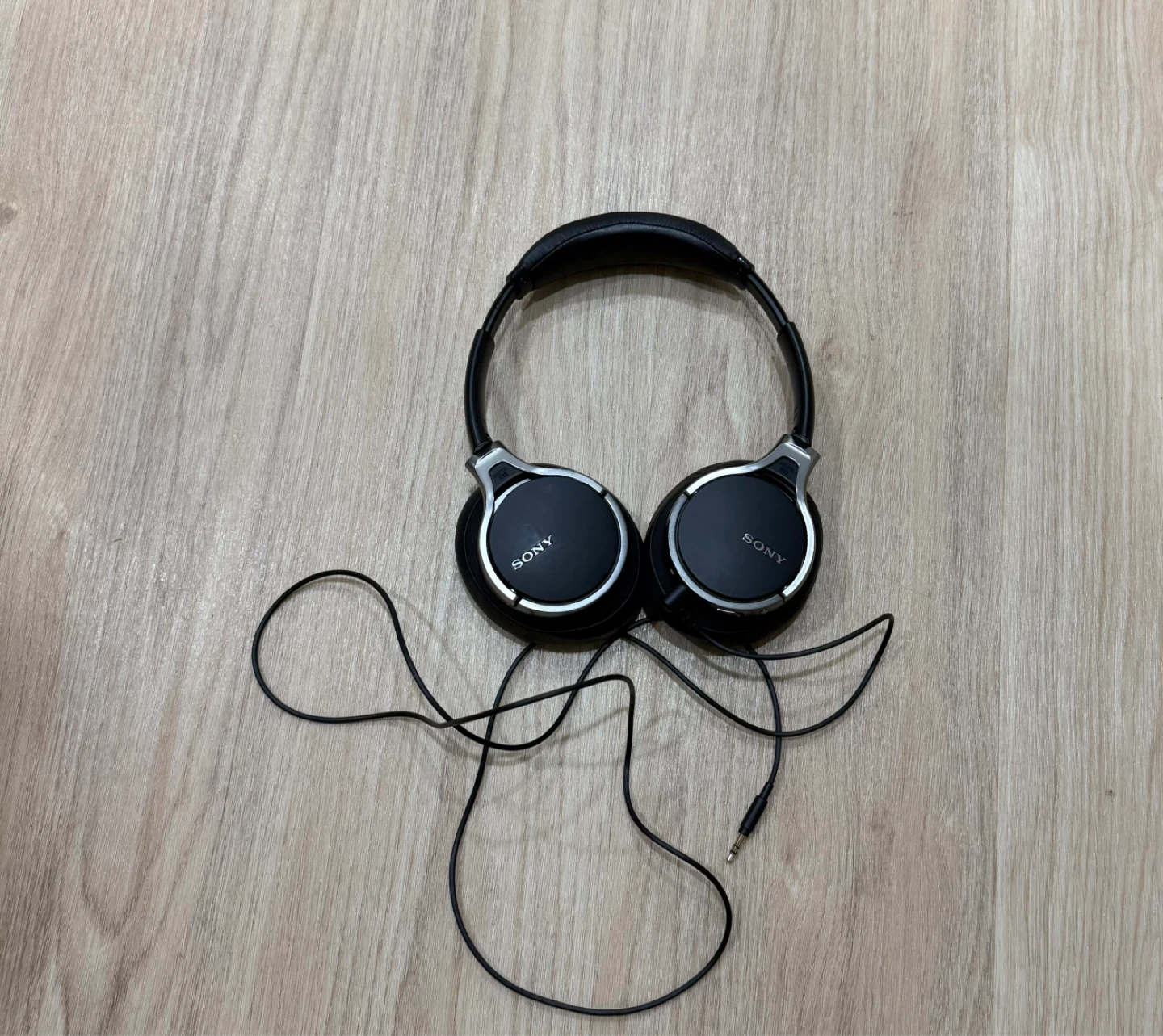 Sony MDR-10RNC Noise Cancellation Headphones