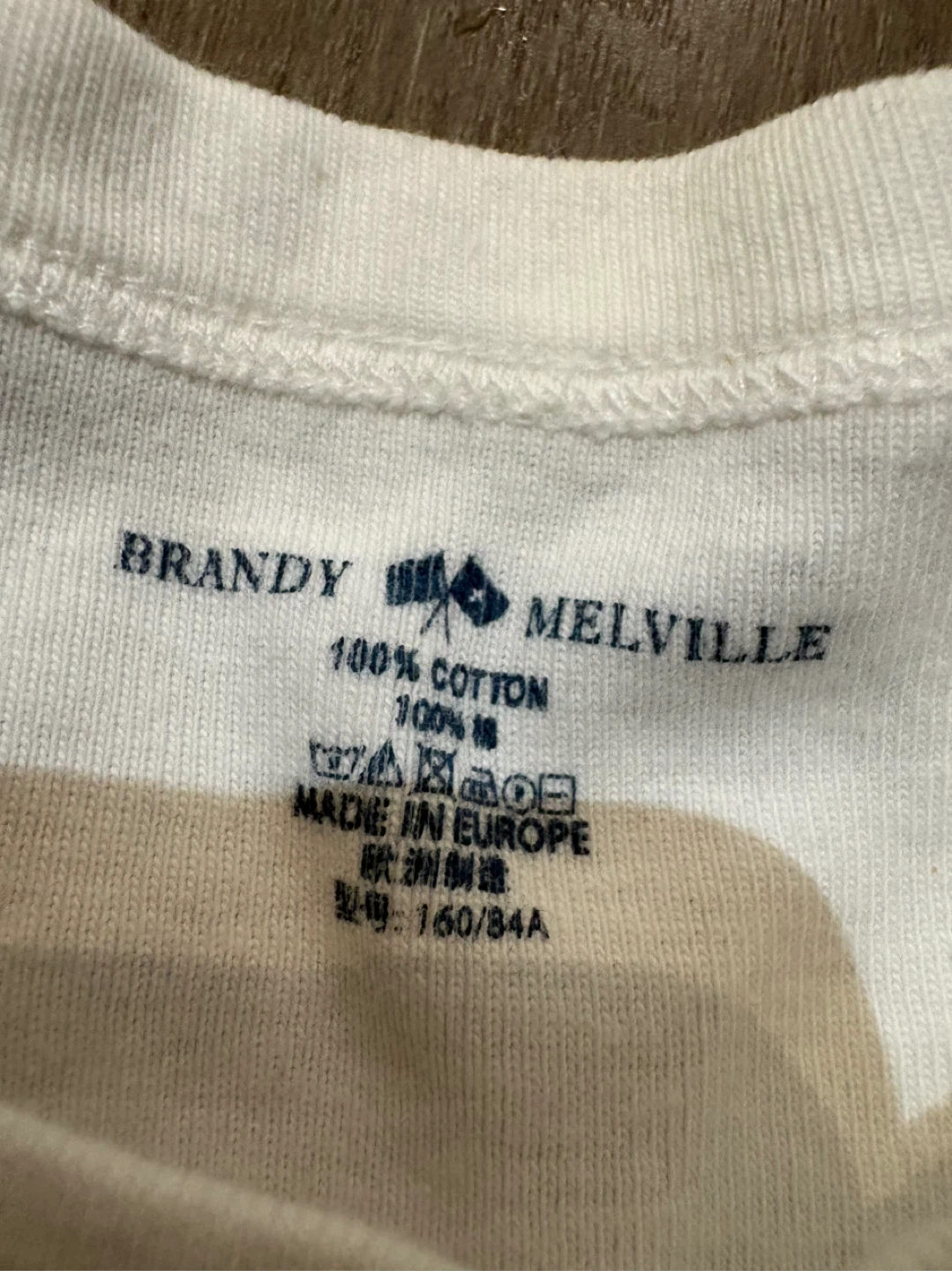 Brandy Melville Hamptons EST. 1991 New York T-Shirt - photo 2