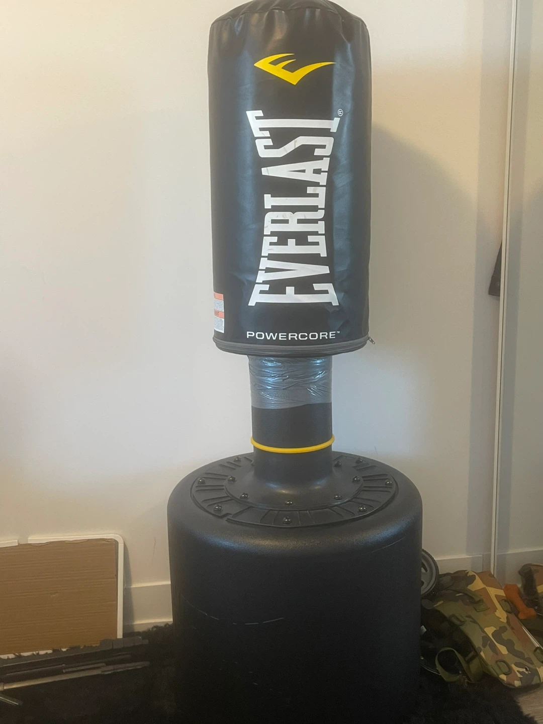 Everlast Powercore Punching Bag